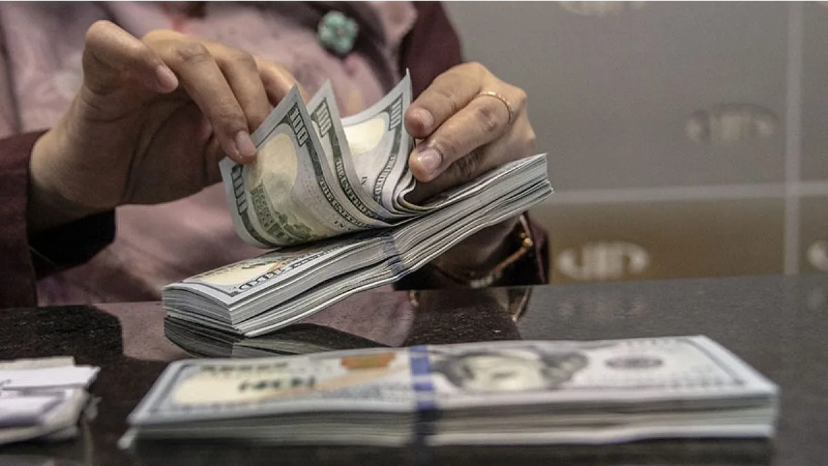 Ekonom: Rupiah Berpotensi Menguat Bertahap Usai Tekanan Dolar Mereda